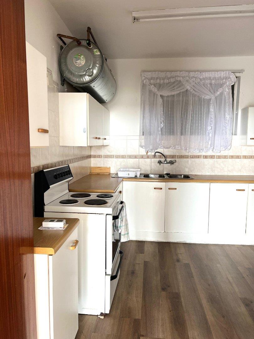 To Let 2 Bedroom Property for Rent in Richmond Hill Eastern Cape